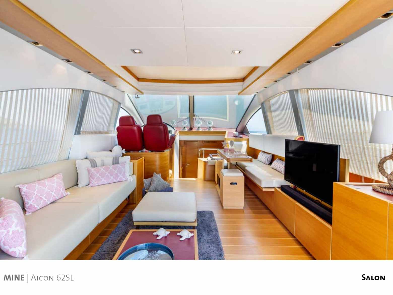 Organize Your Perfect Event in Sicily with a Private Yacht Party