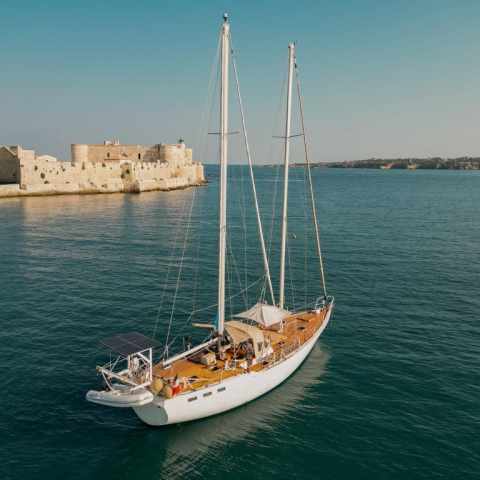 Organizza il Tuo Evento in barca in Sicilia con una Festa su uno Yacht Privato